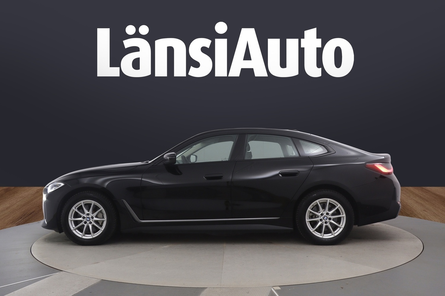 BMW i4 vaihtoauto