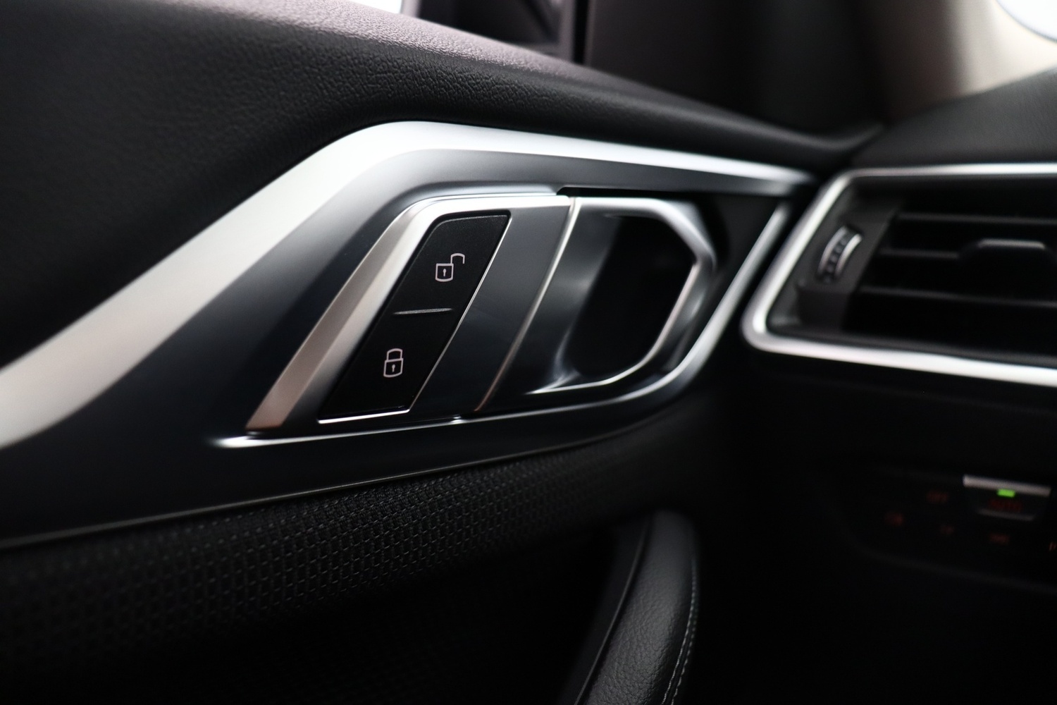 BMW i4 vaihtoauto