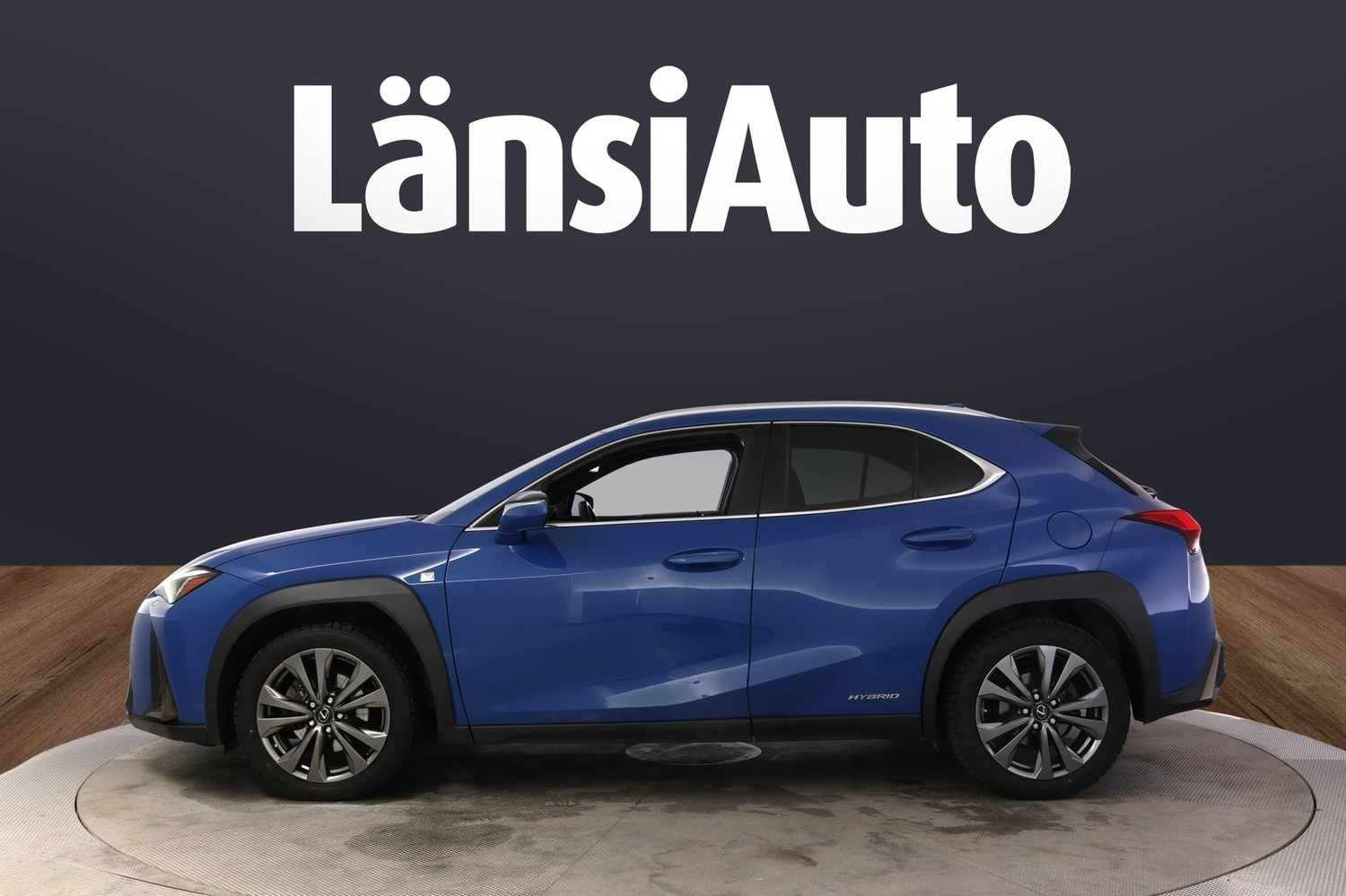 Lexus UX vaihtoauto