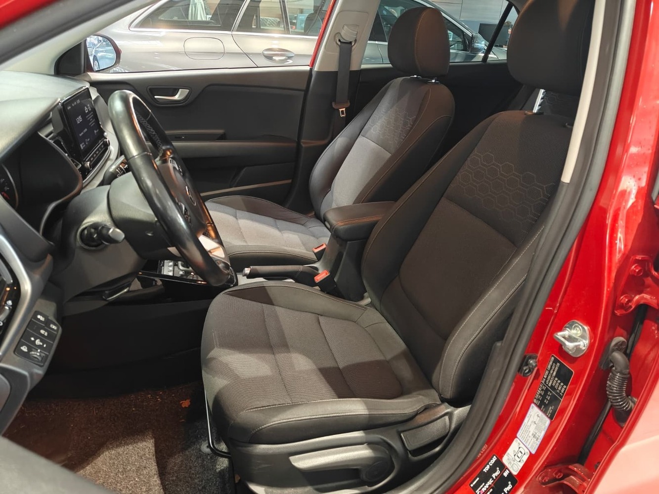 Kia Rio vaihtoauto