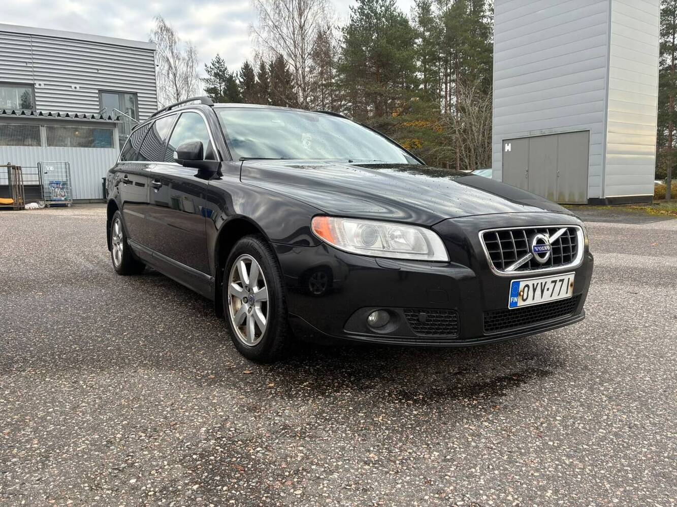 Volvo V70 vaihtoauto