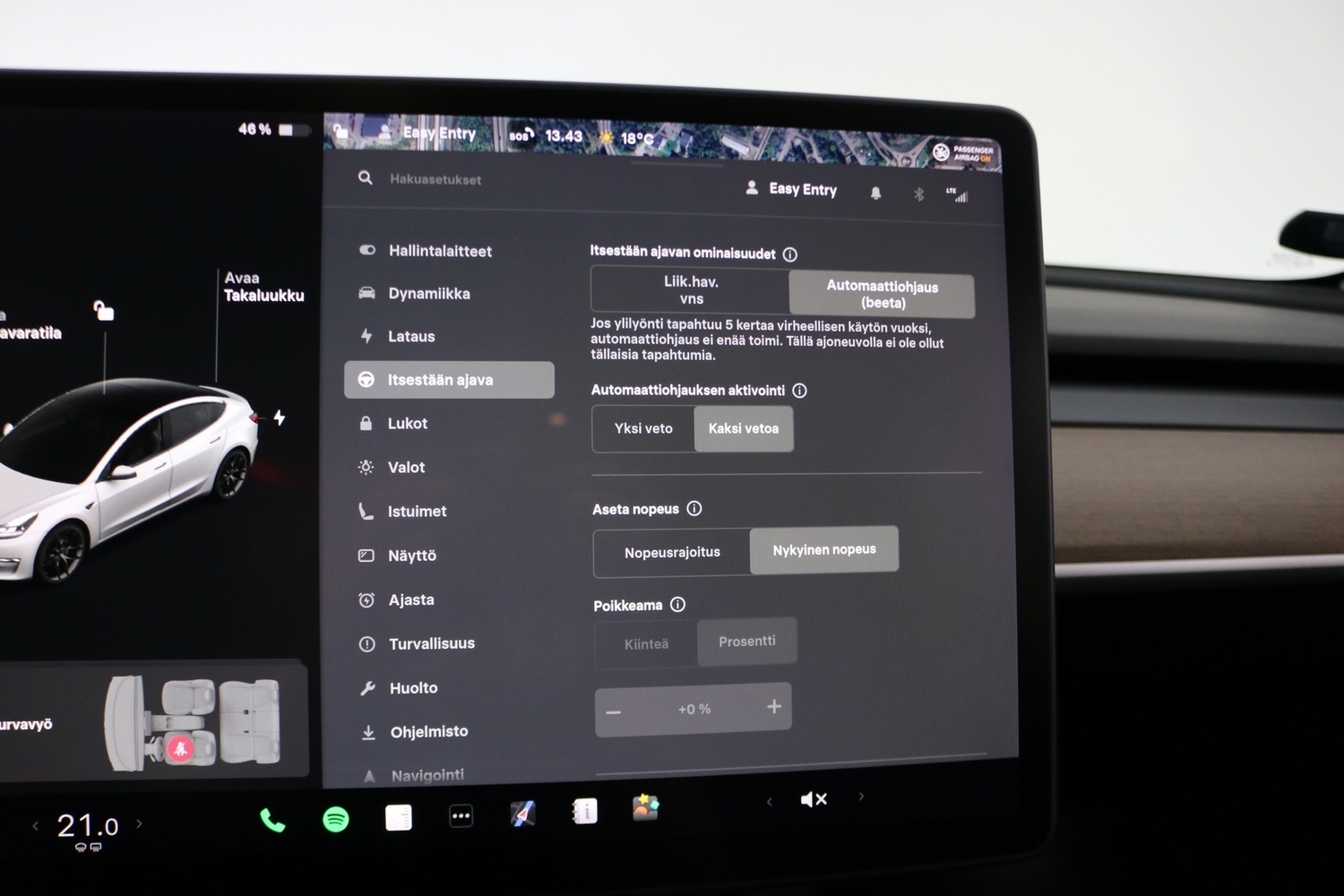 Tesla Model 3 vaihtoauto