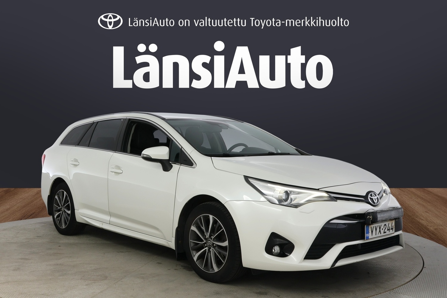 Toyota Avensis vaihtoauto