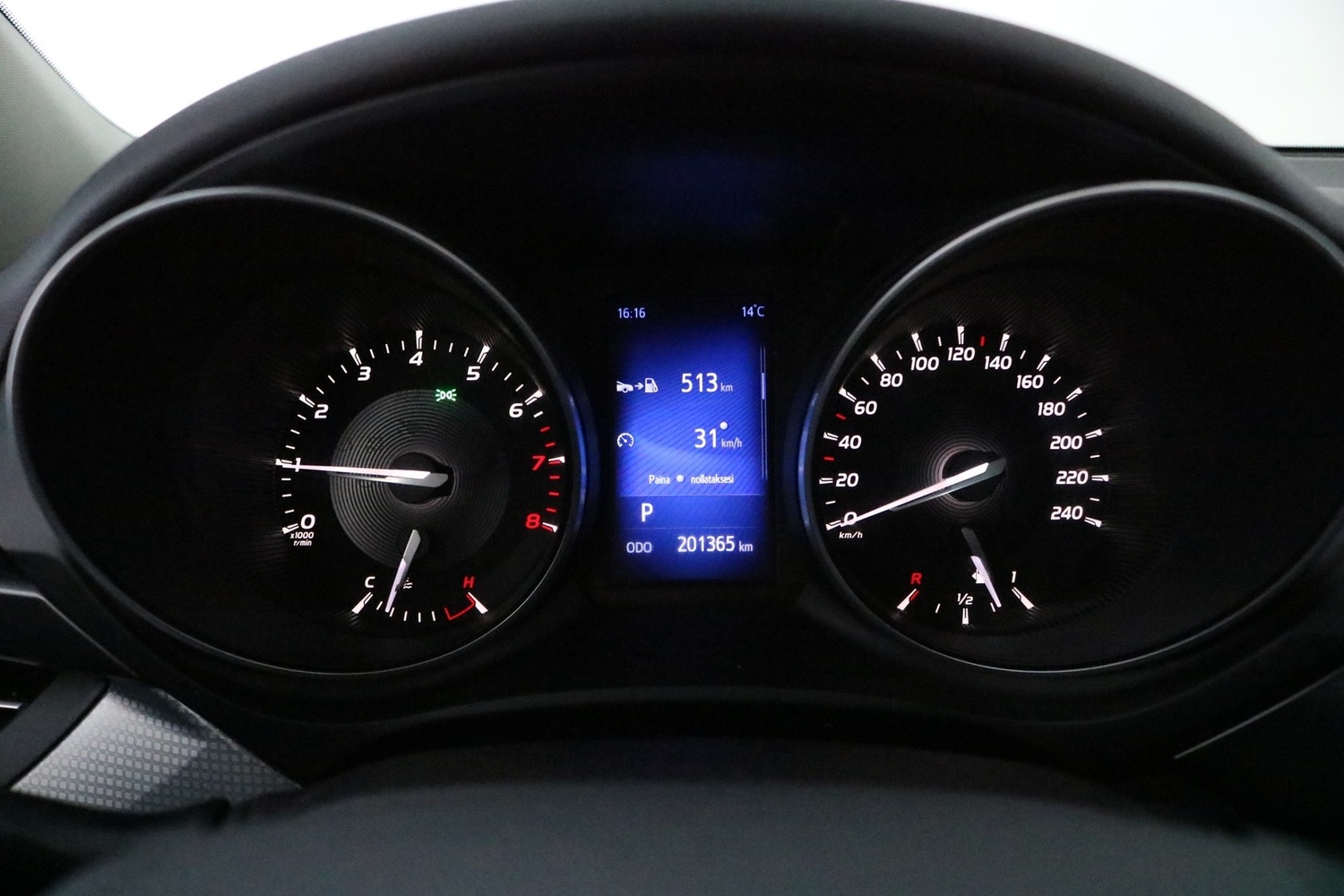 Toyota Avensis vaihtoauto