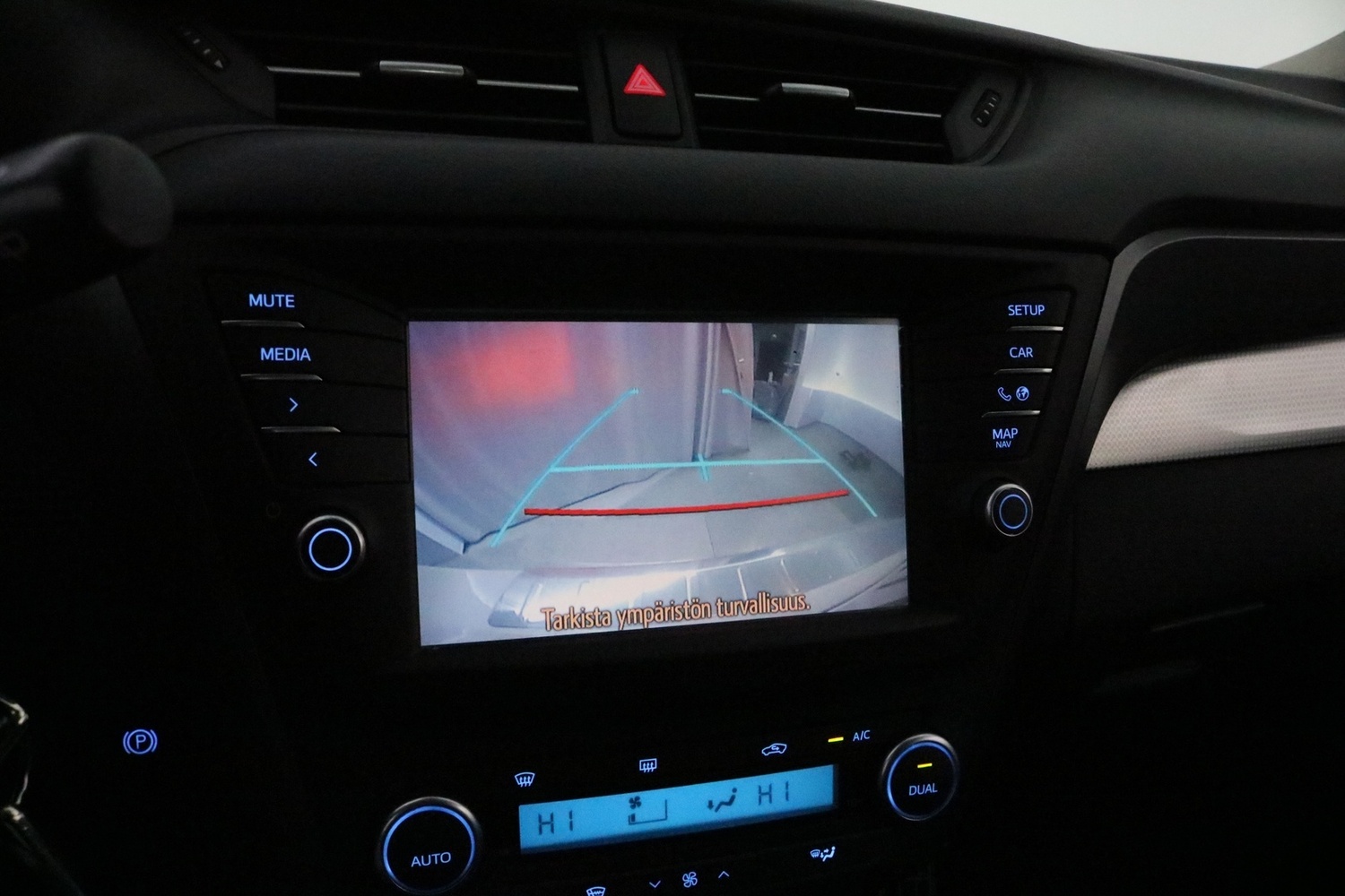 Toyota Avensis vaihtoauto