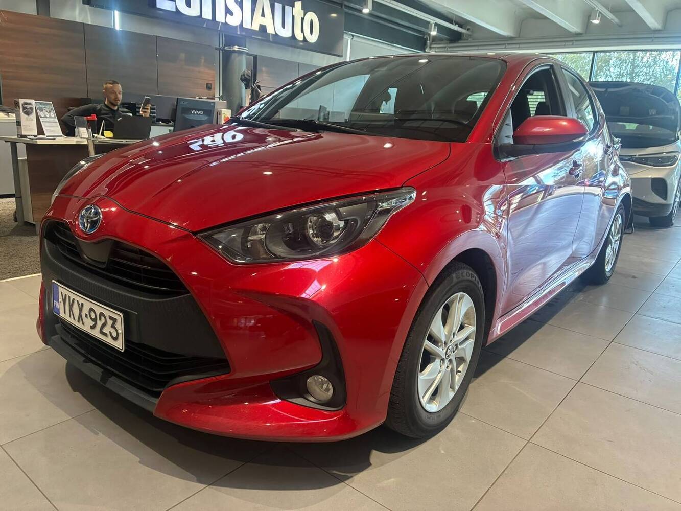 Toyota Yaris vaihtoauto