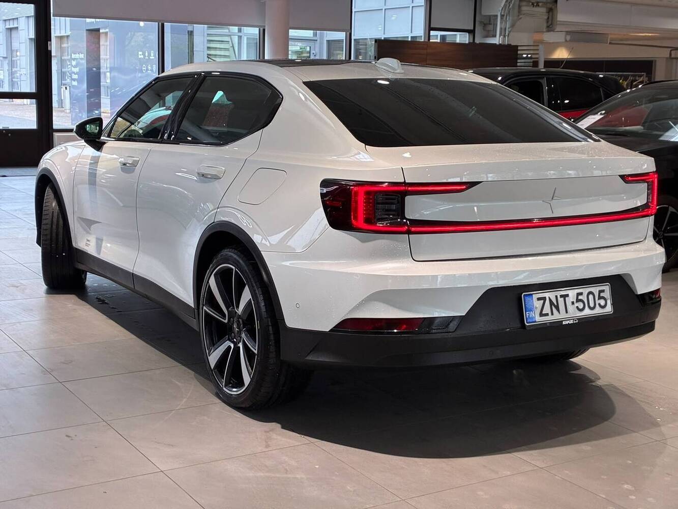 Polestar 2 vaihtoauto