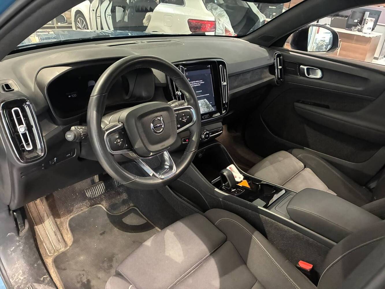 Volvo C40 vaihtoauto