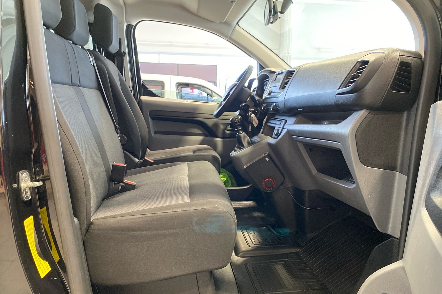 Toyota Proace Verso vaihtoauto
