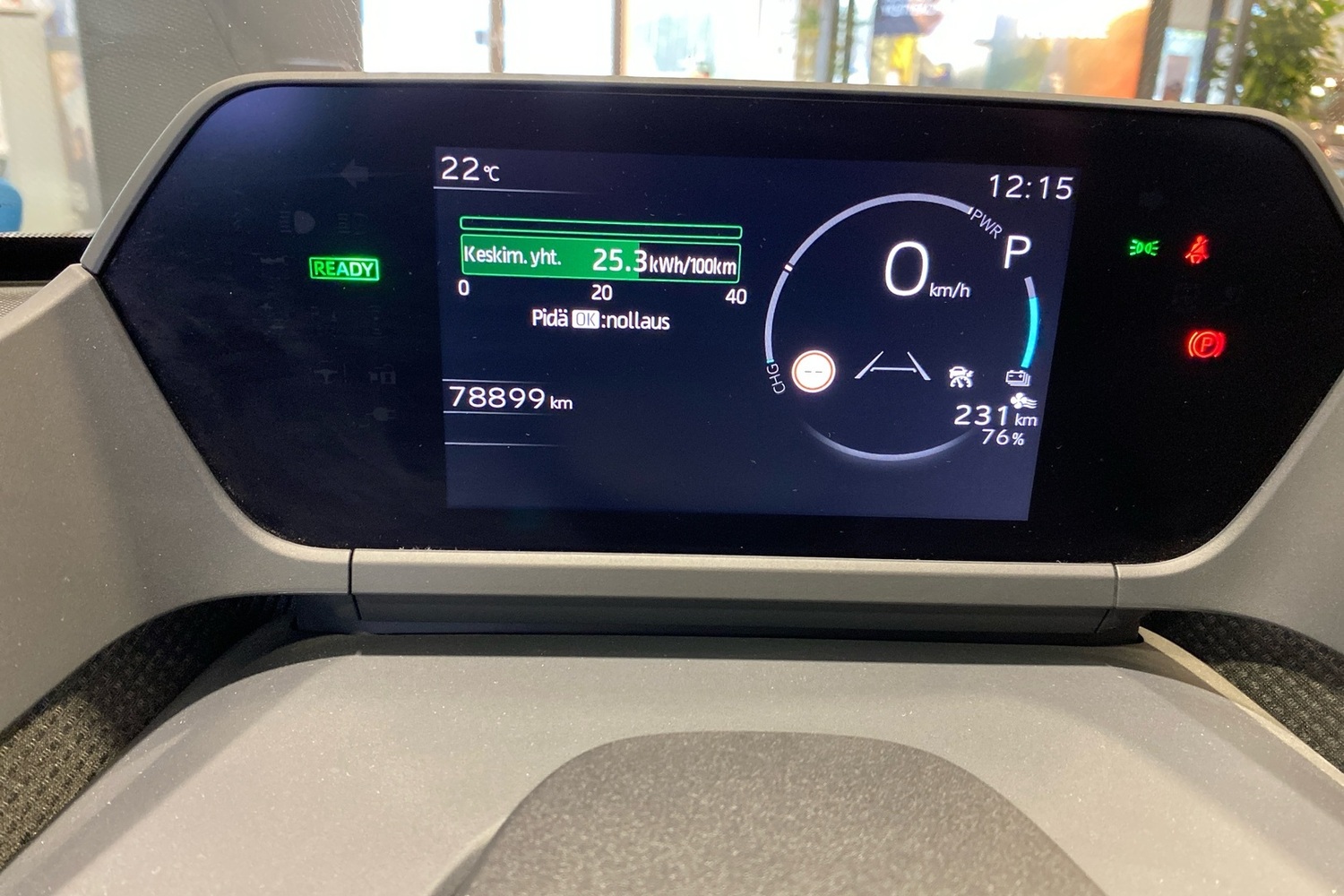Toyota bZ4X vaihtoauto