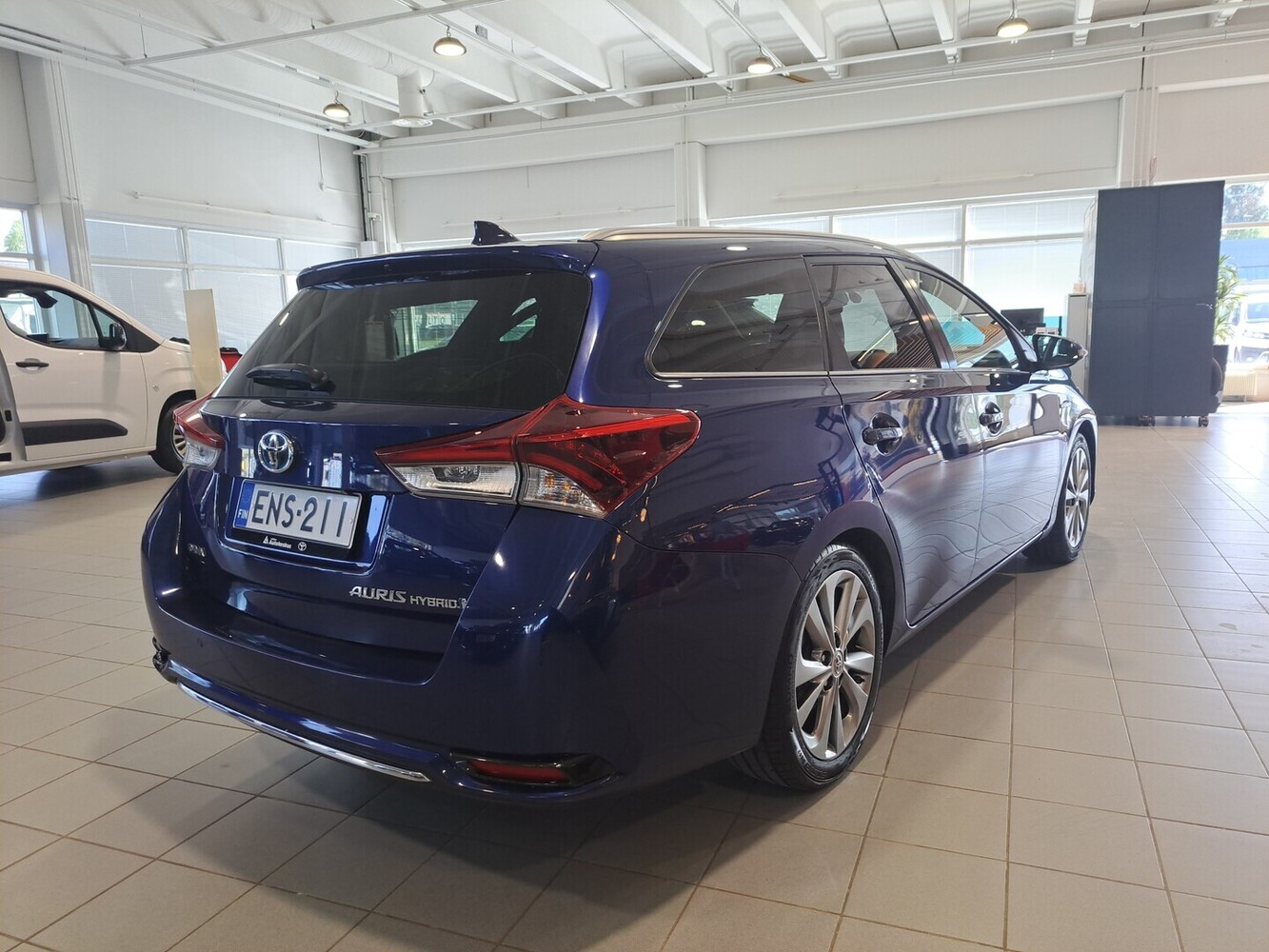 Toyota Auris vaihtoauto