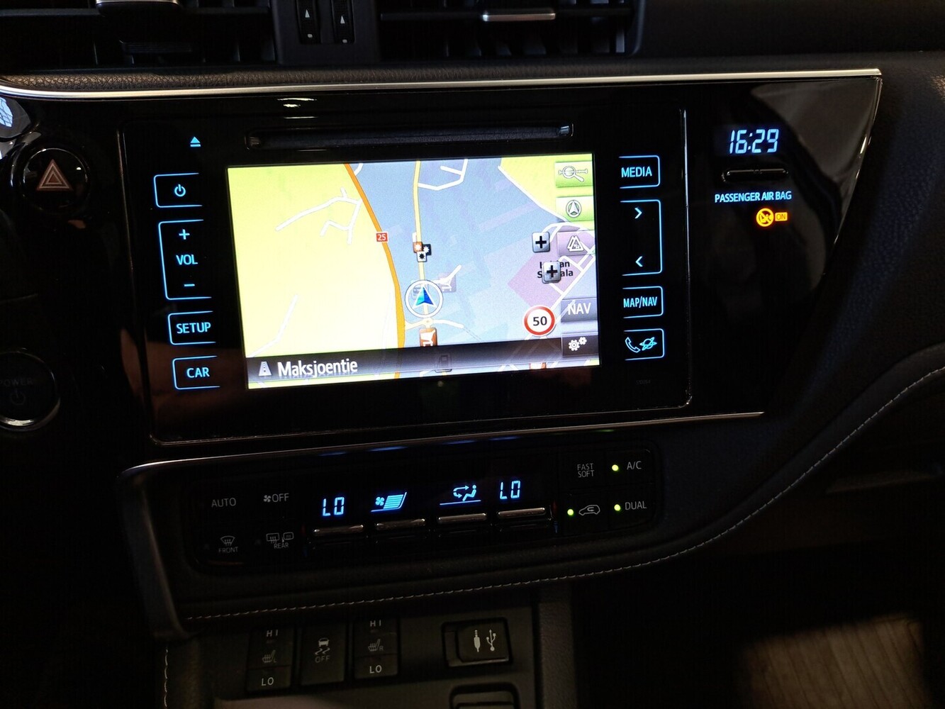 Toyota Auris vaihtoauto
