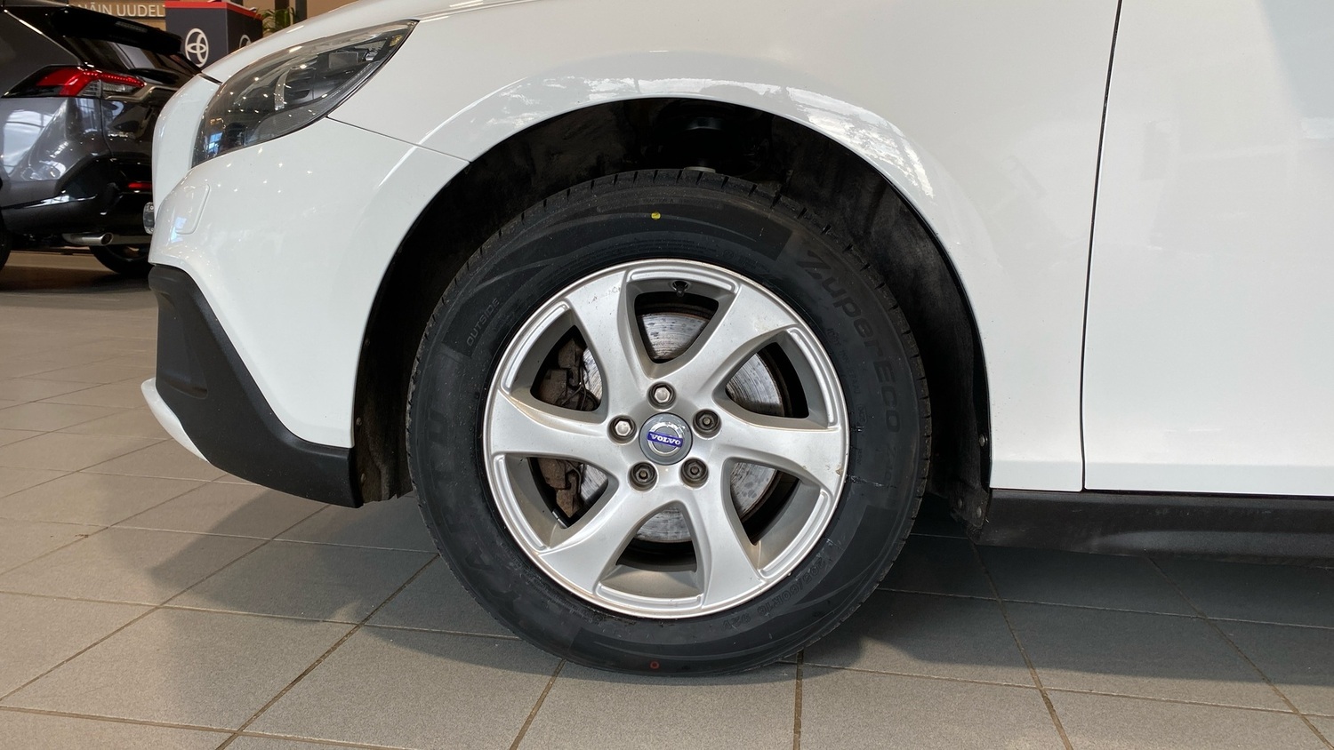 Volvo V40 Cross Country vaihtoauto