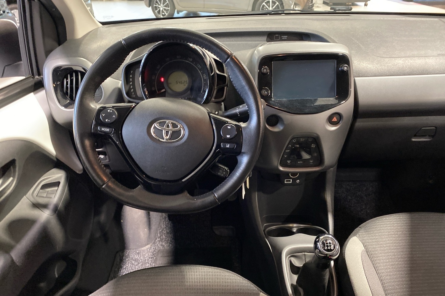 Toyota AYGO vaihtoauto