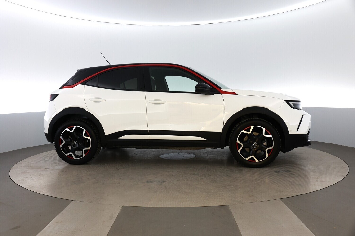Opel Mokka-e vaihtoauto