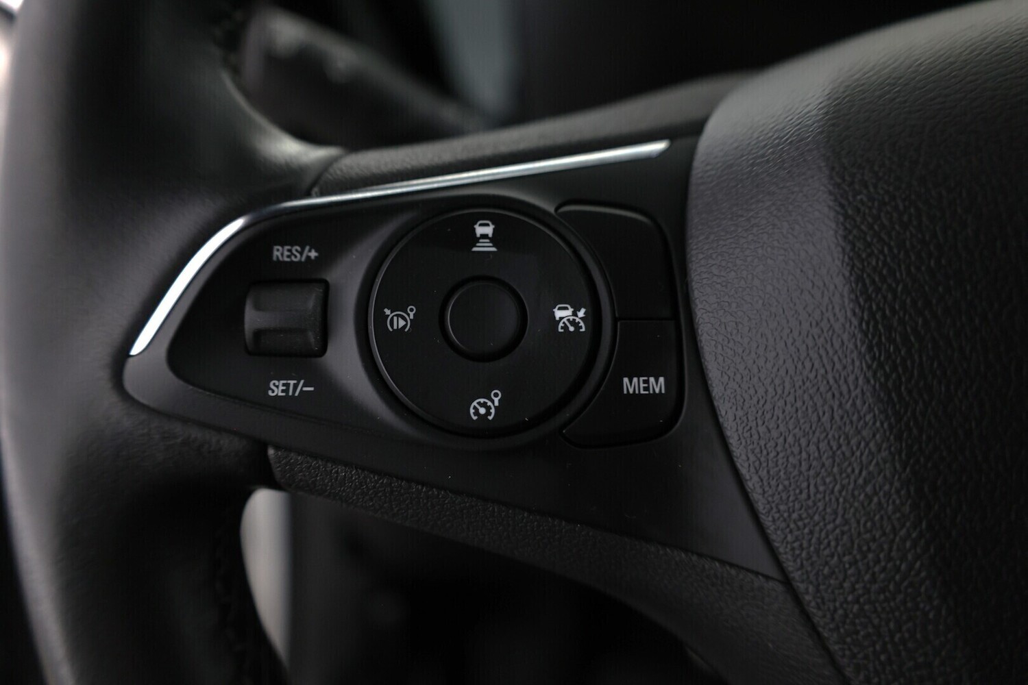 Opel Mokka-e vaihtoauto