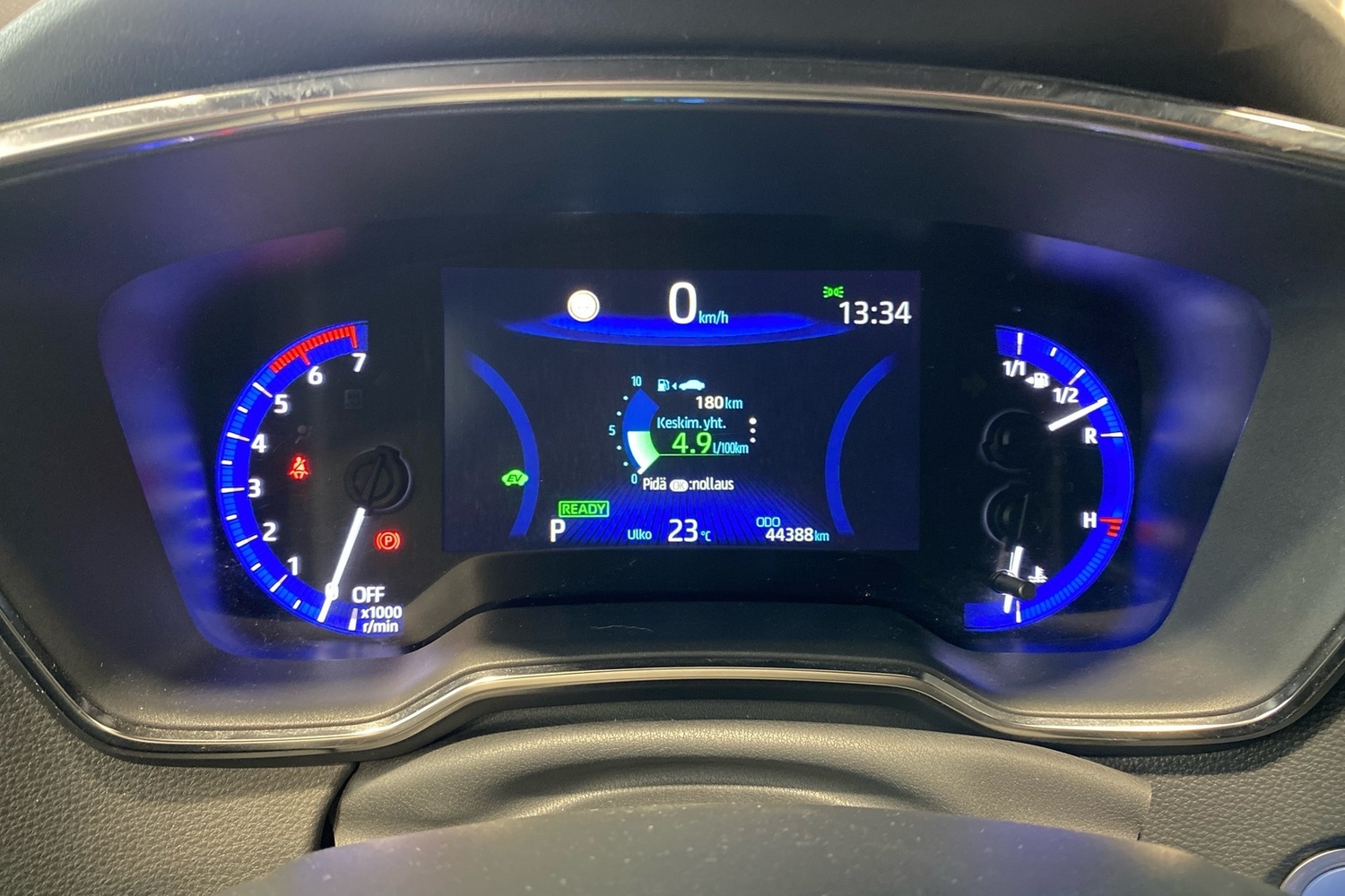 Toyota Corolla vaihtoauto