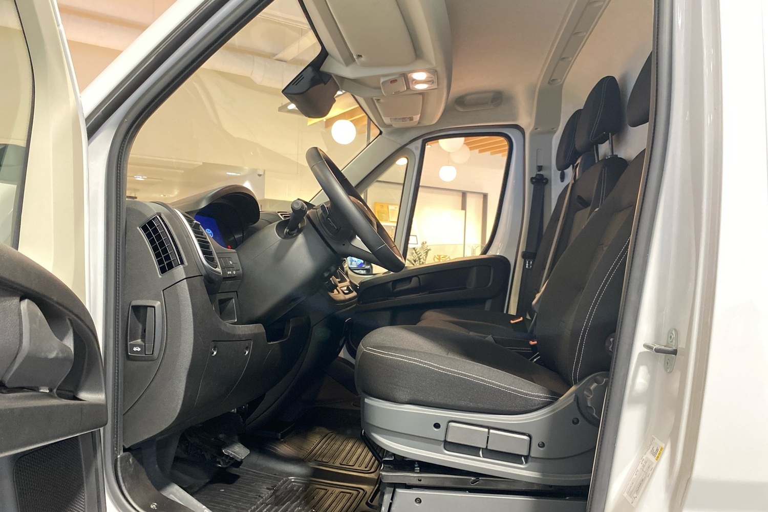 Toyota Proace MAX vaihtoauto