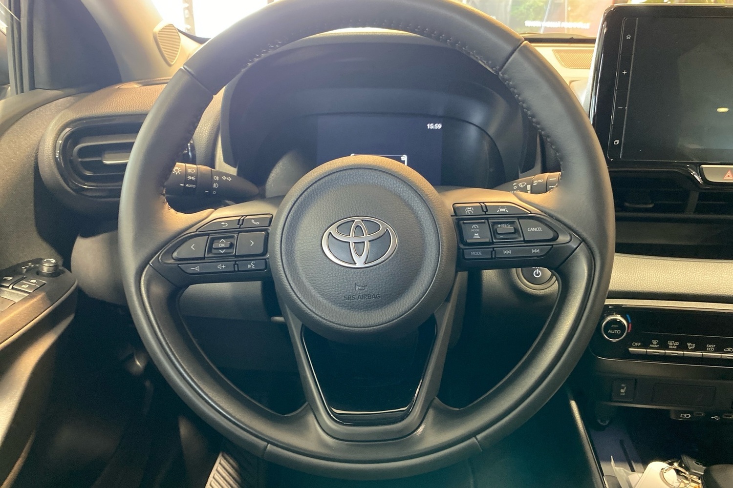 Toyota Yaris vaihtoauto