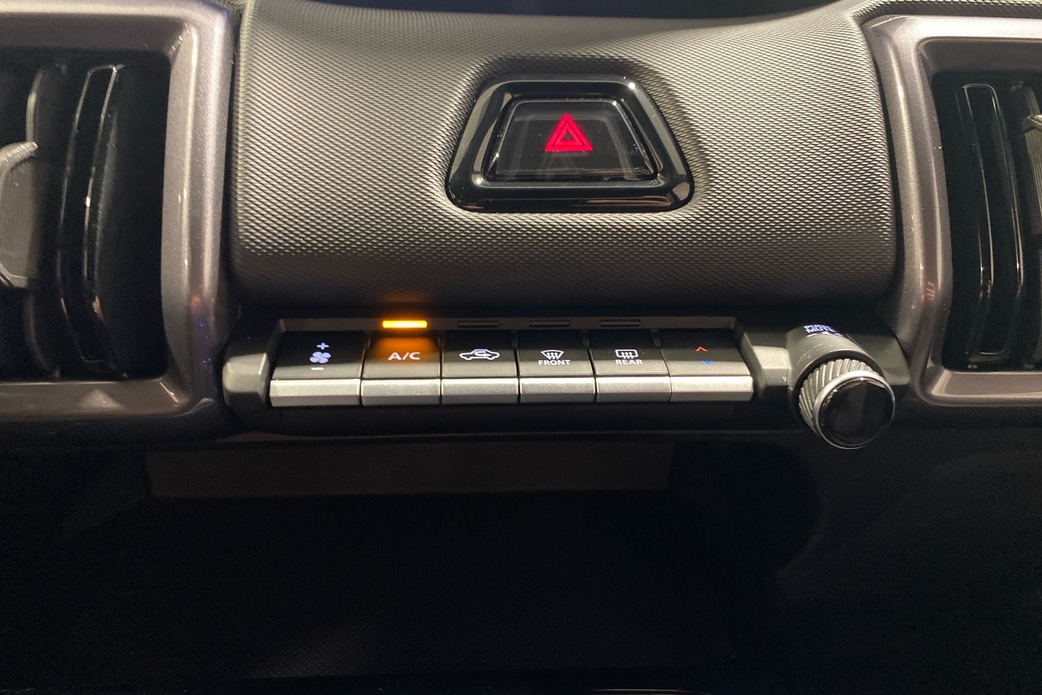 Toyota Urban Cruiser vaihtoauto