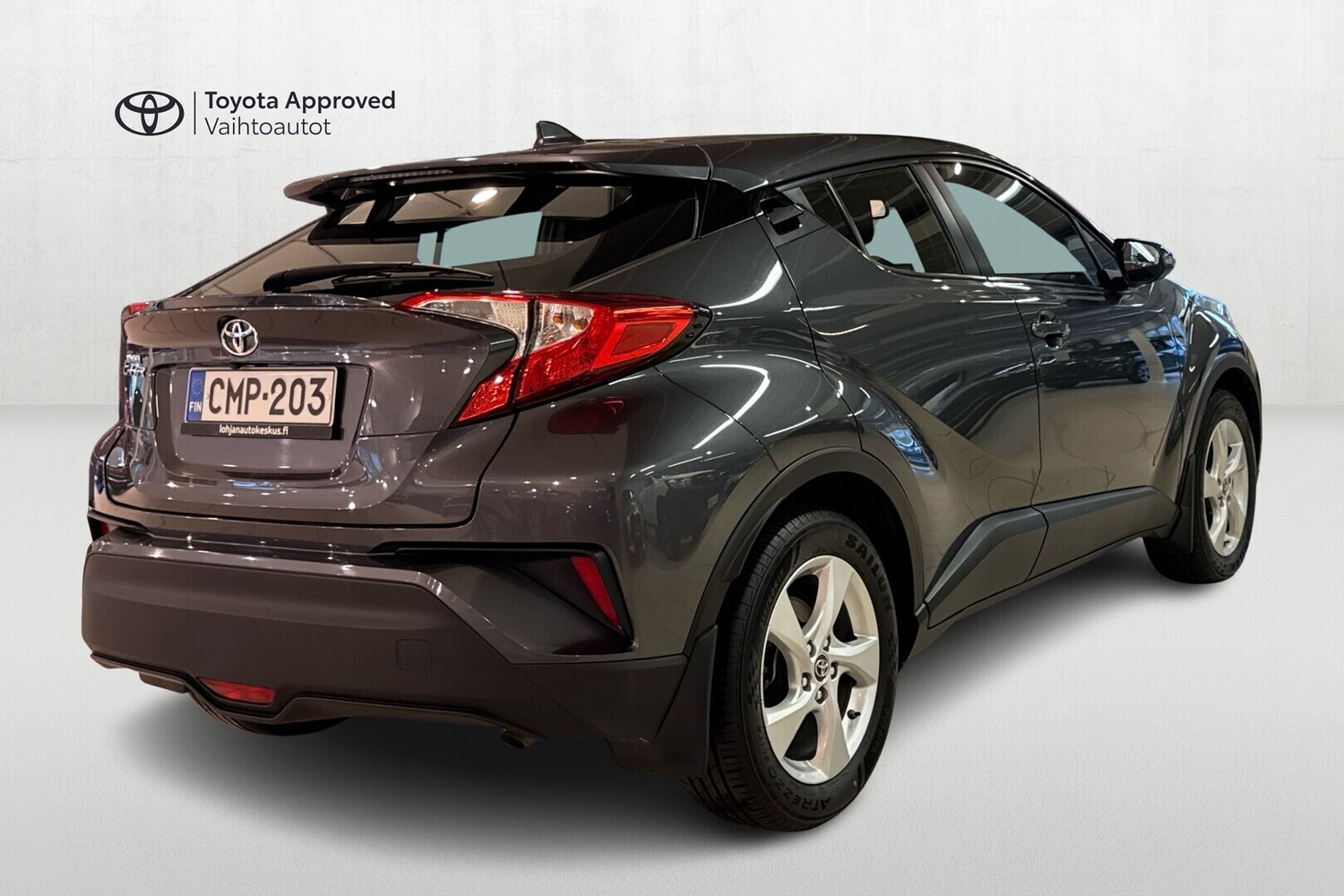 Toyota C-HR vaihtoauto
