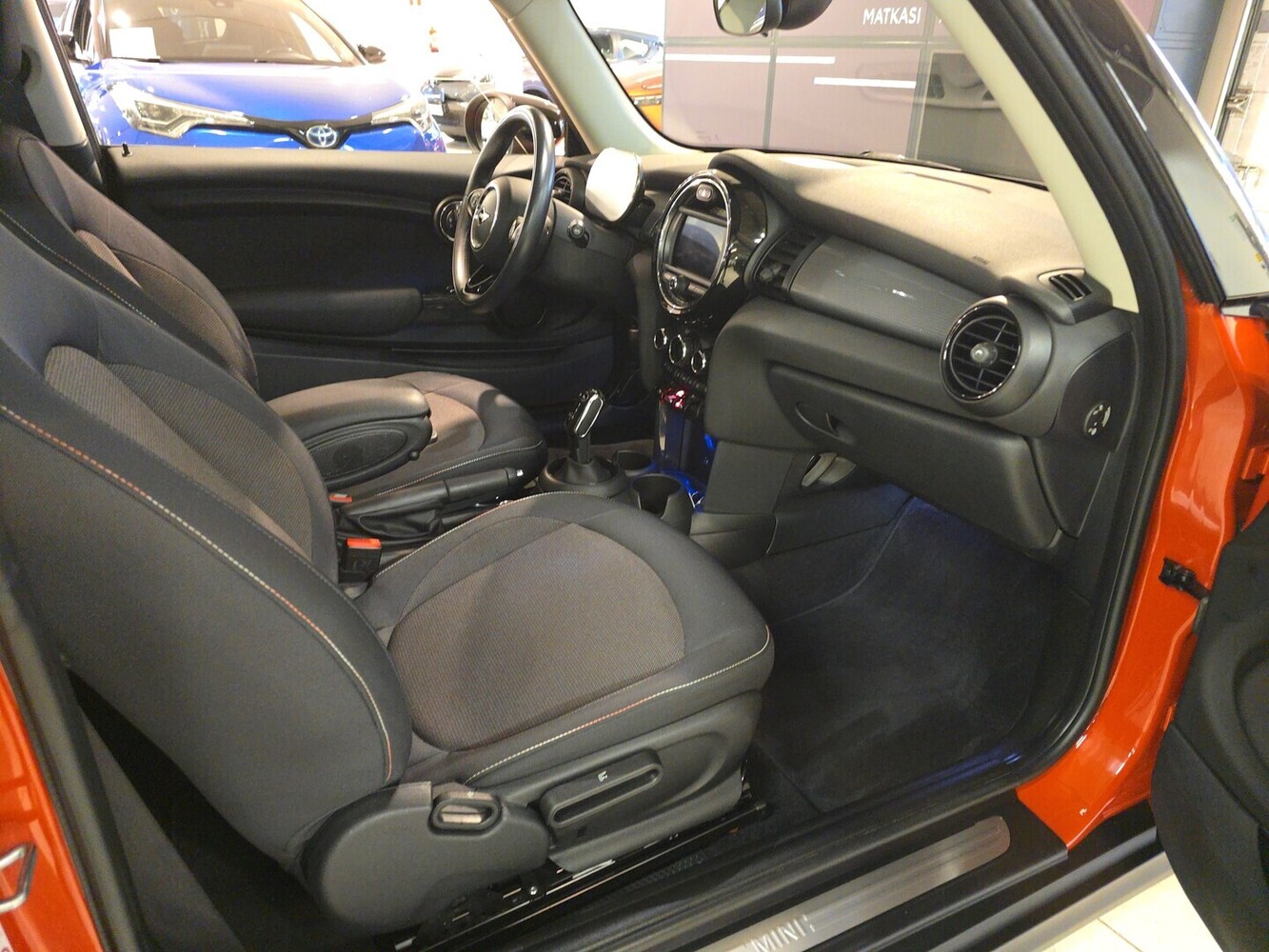 Mini Cooper vaihtoauto