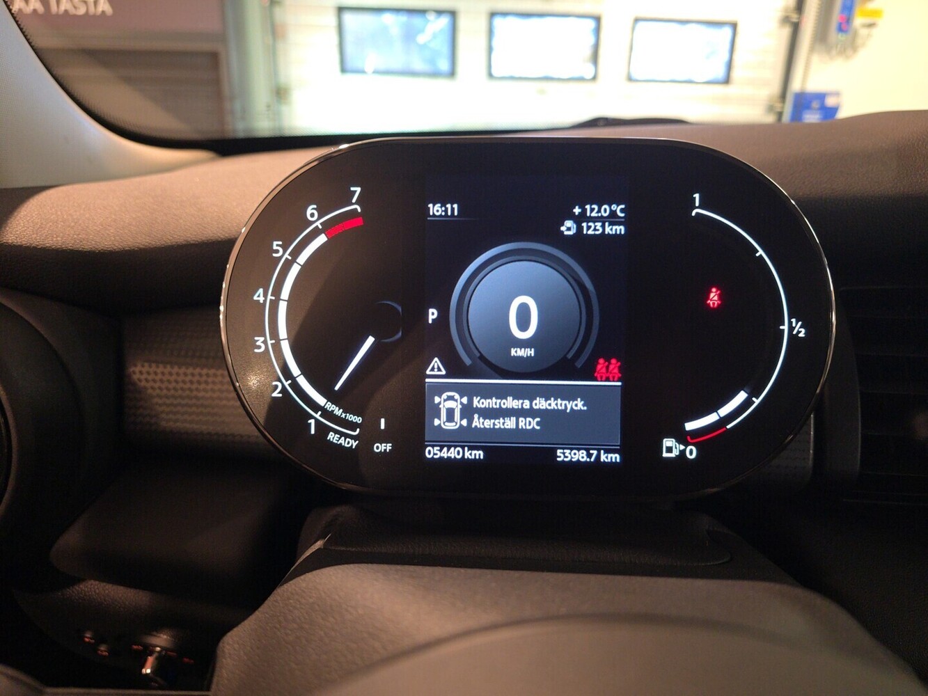 Mini Cooper vaihtoauto