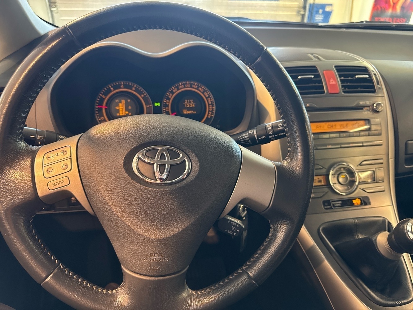 Toyota Auris vaihtoauto