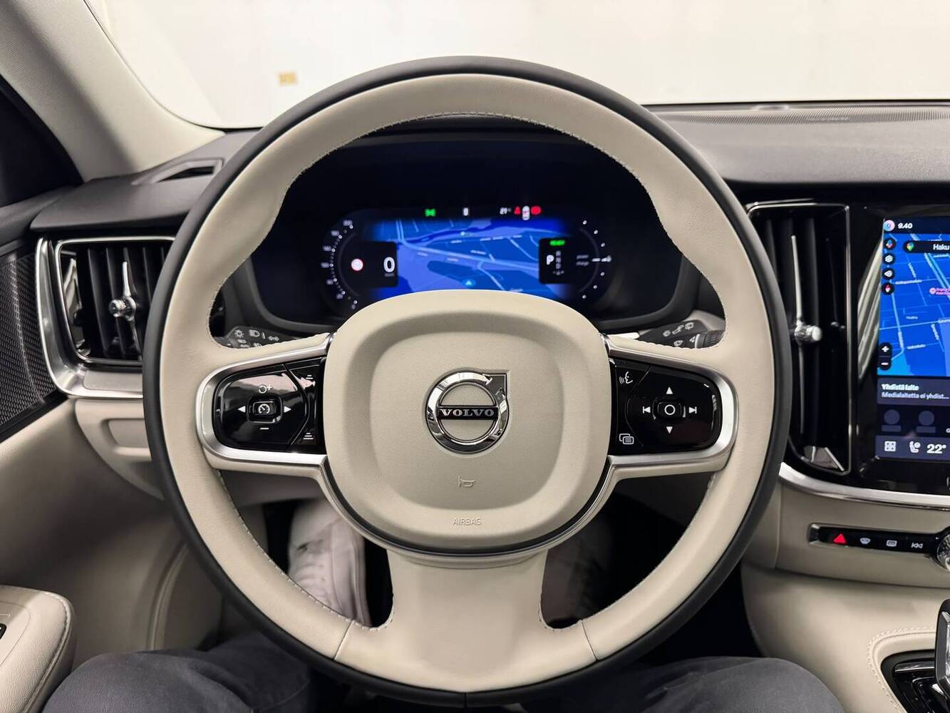 Volvo V60 vaihtoauto