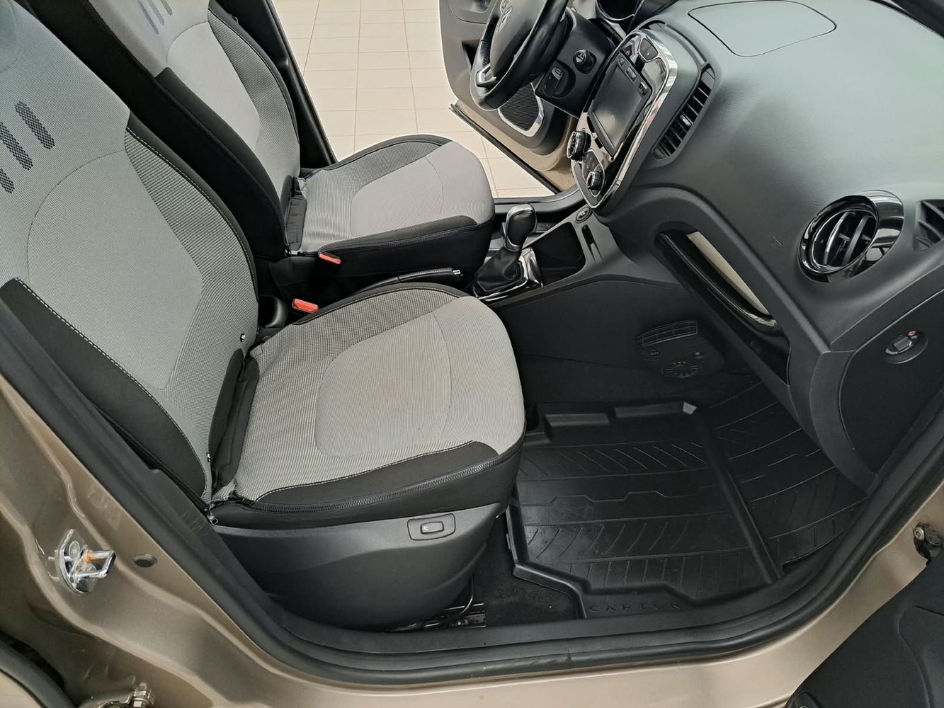 Renault Captur vaihtoauto