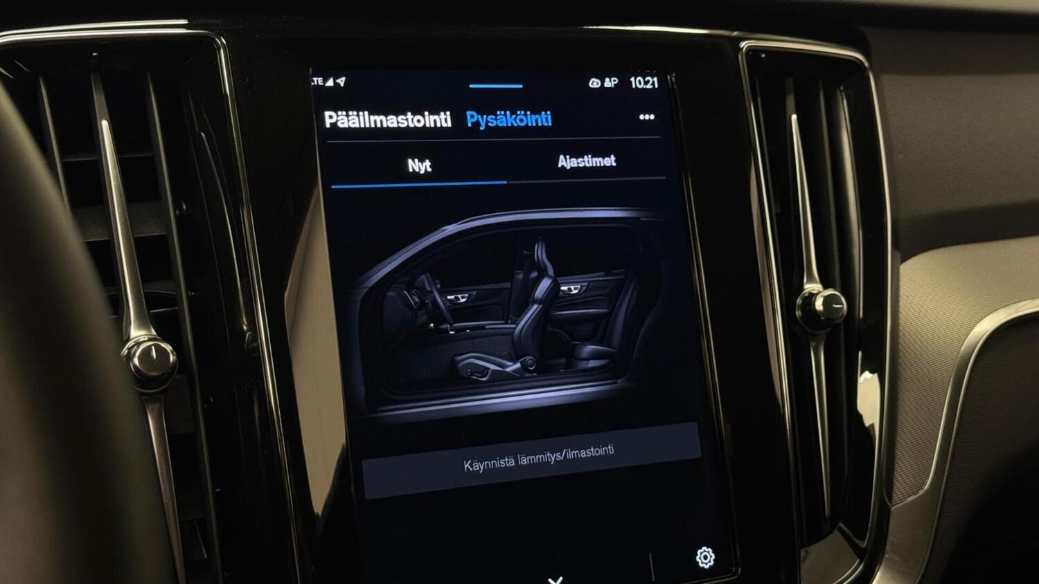 Volvo V60 vaihtoauto