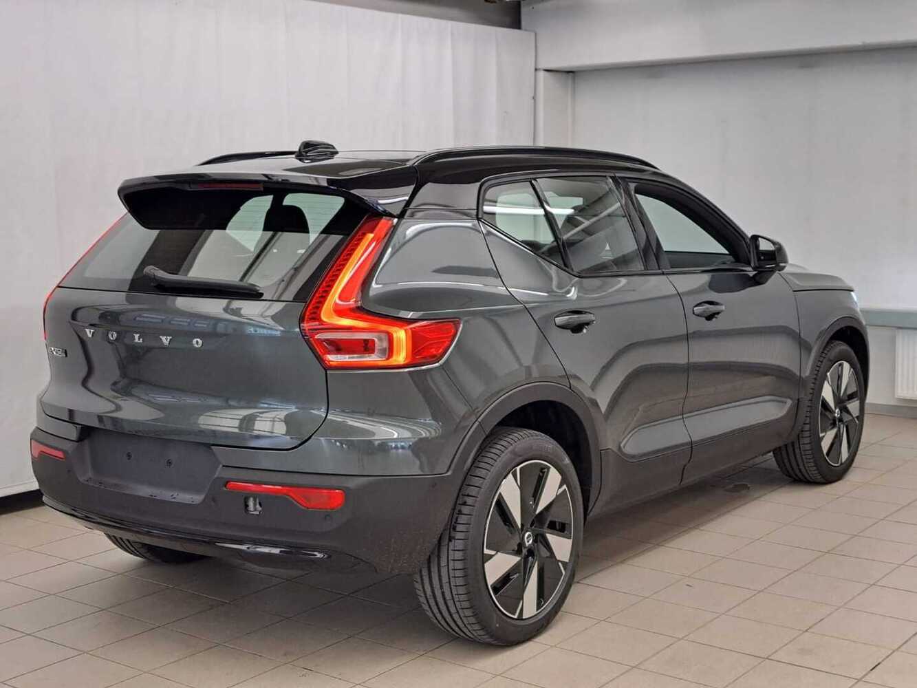 Volvo EX40 vaihtoauto