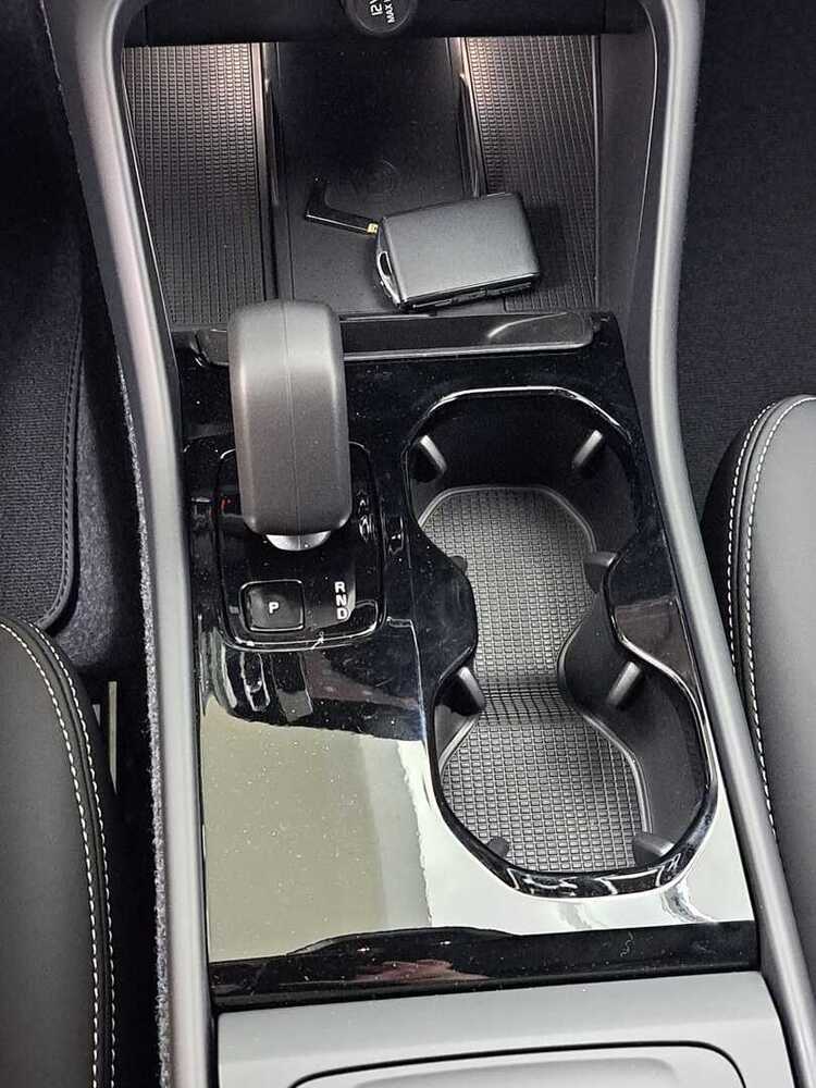 Volvo EX40 vaihtoauto