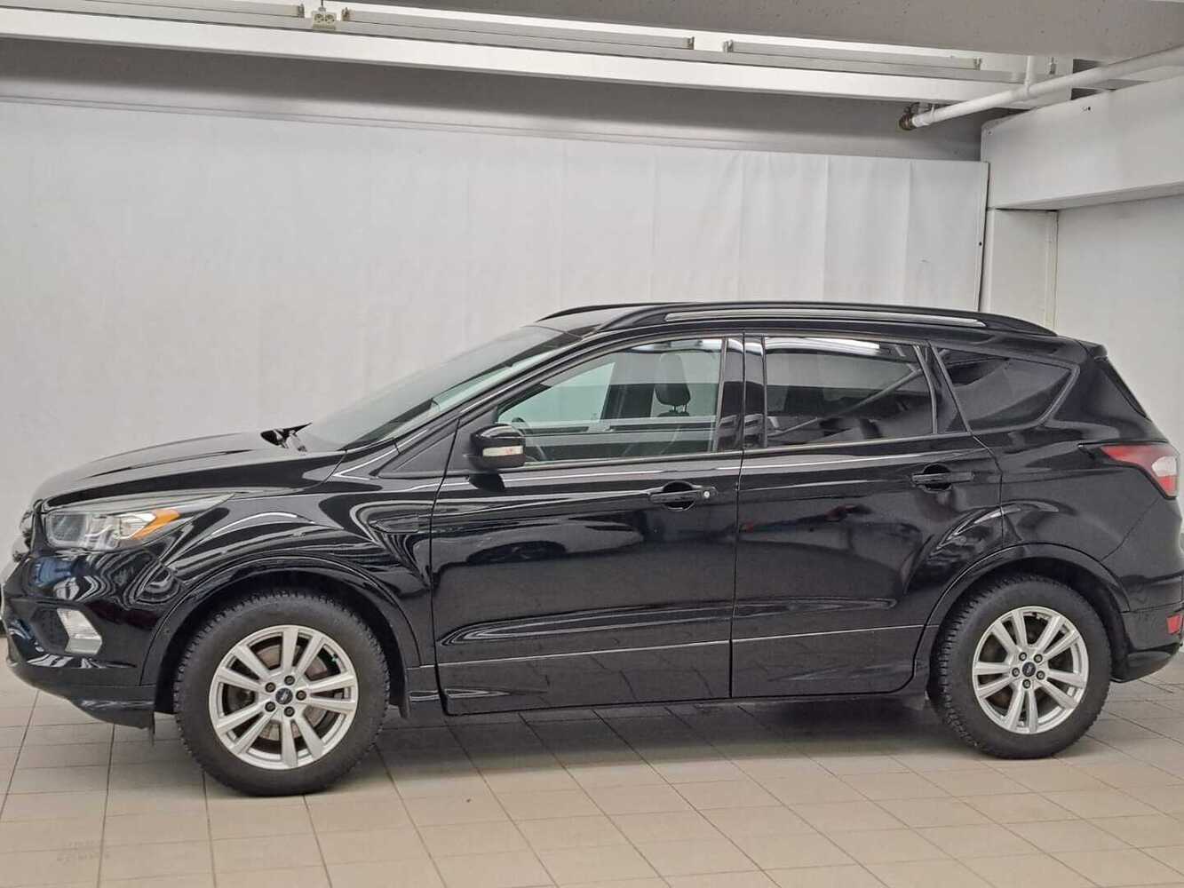 Ford Kuga vaihtoauto