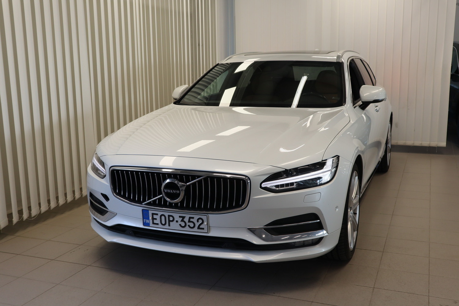 Volvo V90 vaihtoauto