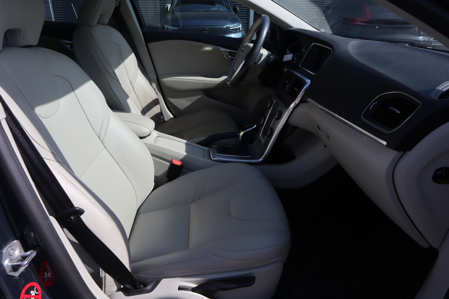 Volvo V40 vaihtoauto