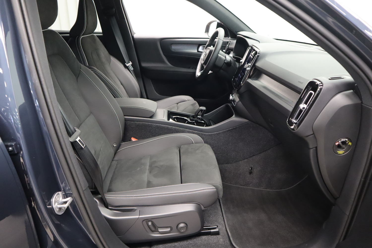 Volvo EX40 vaihtoauto
