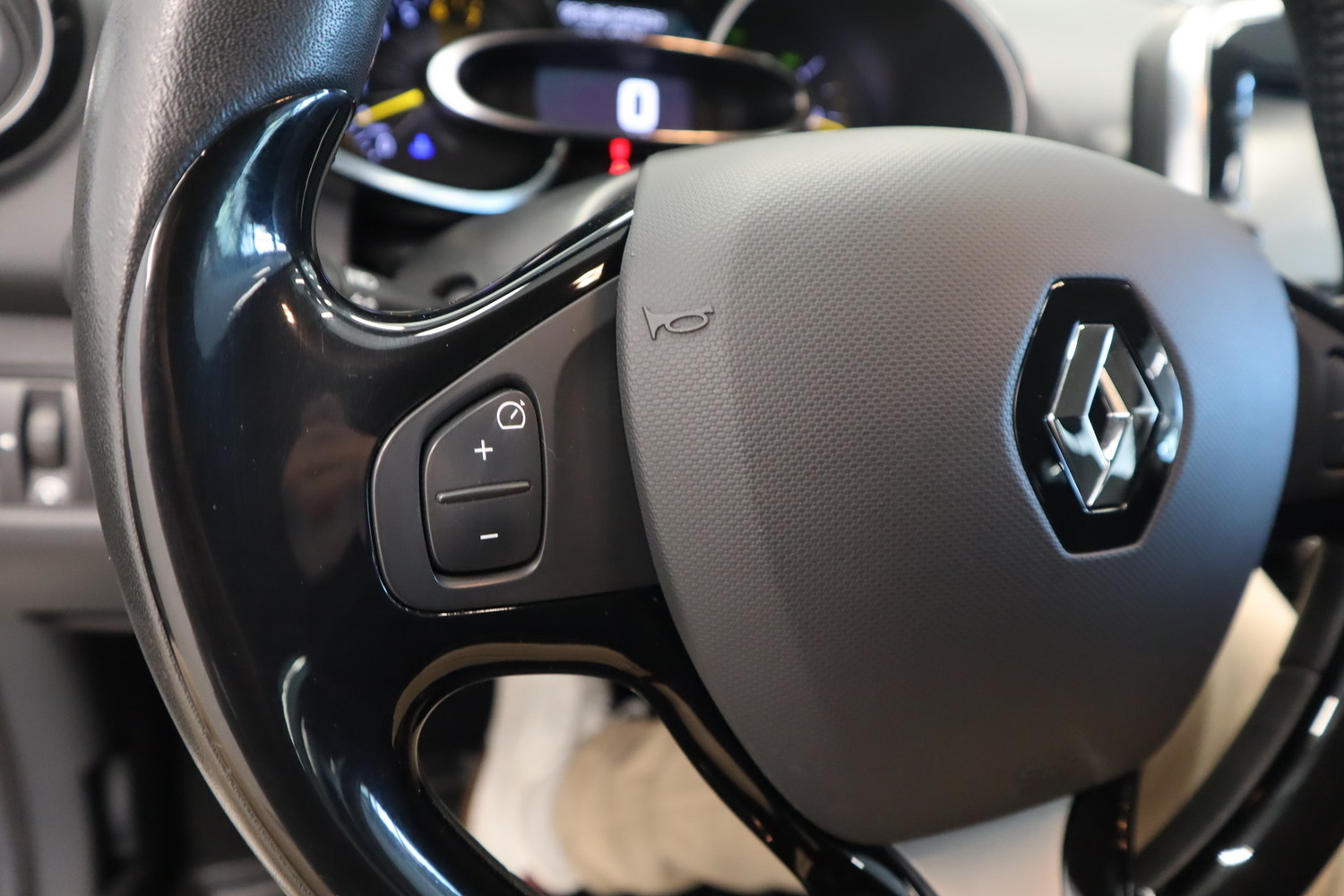 Renault Clio vaihtoauto