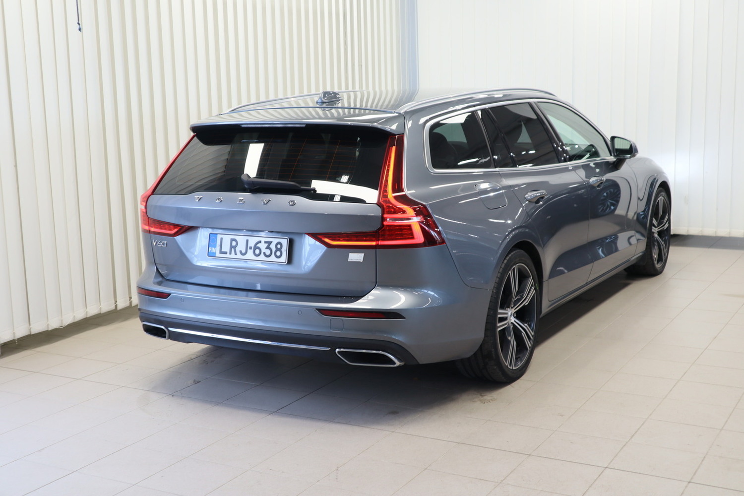 Volvo V60 vaihtoauto
