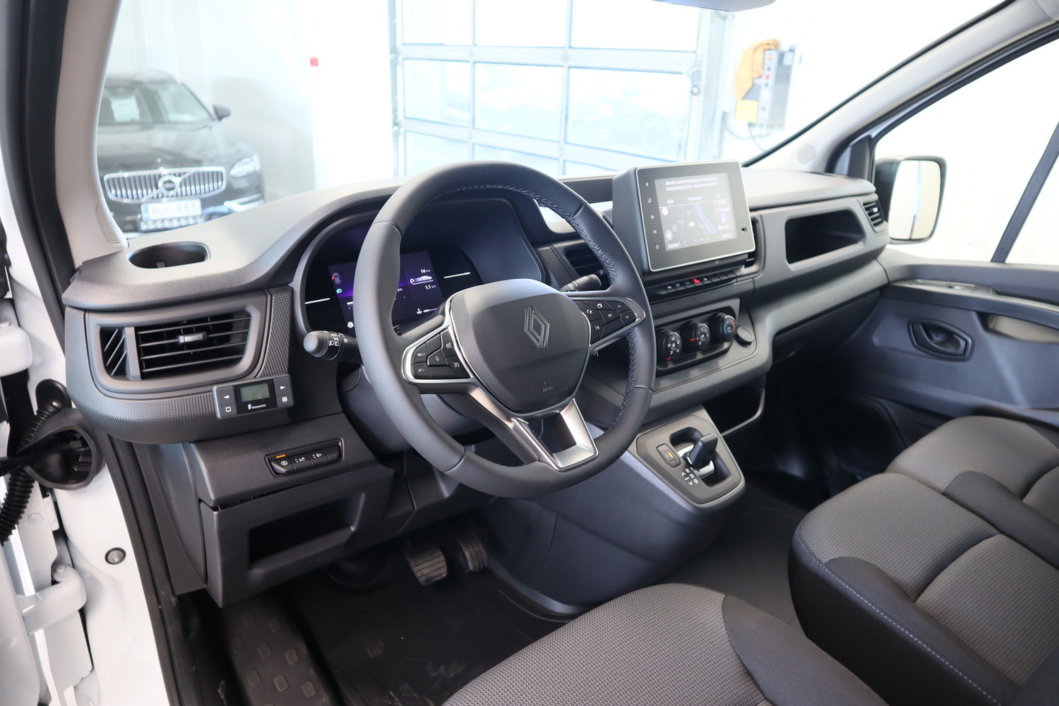 Renault Trafic vaihtoauto