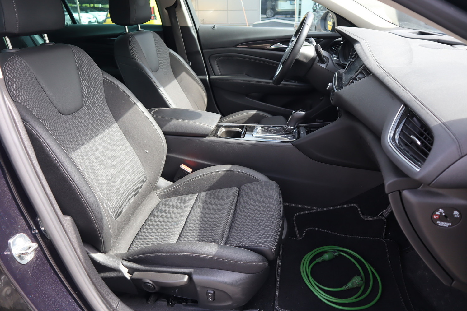 Opel Insignia vaihtoauto