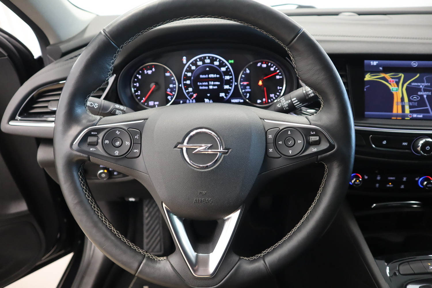 Opel Insignia vaihtoauto