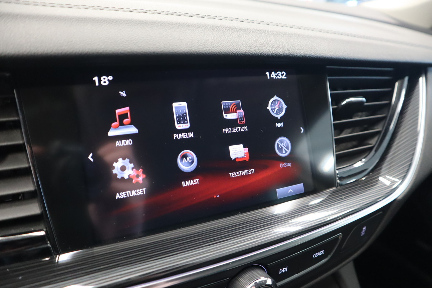 Opel Insignia vaihtoauto
