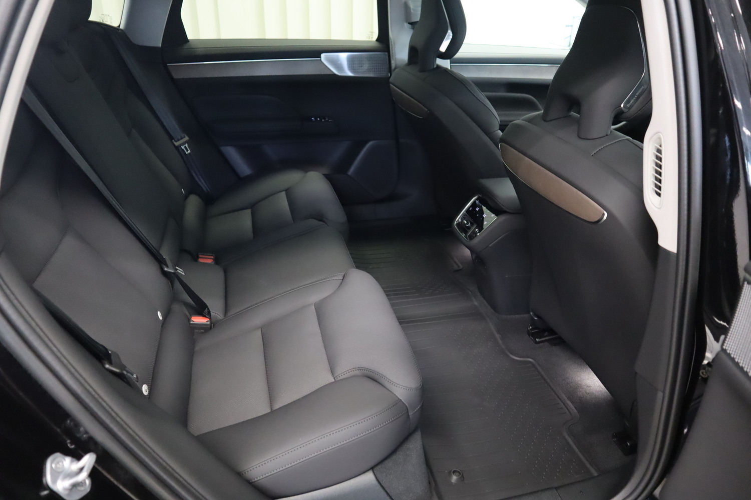Volvo ES90 vaihtoauto