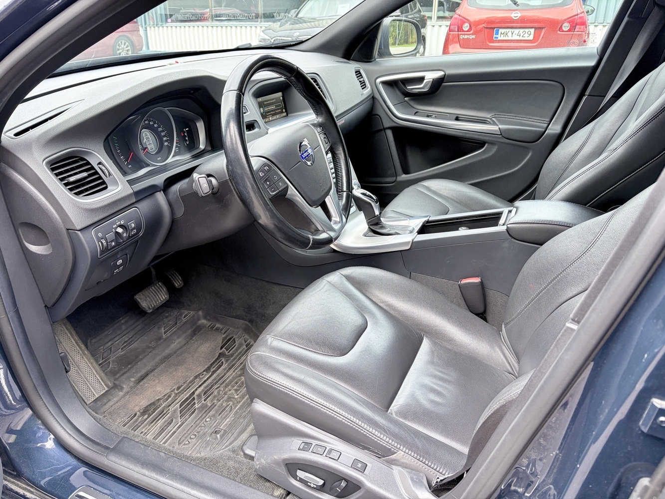 Volvo V60 vaihtoauto