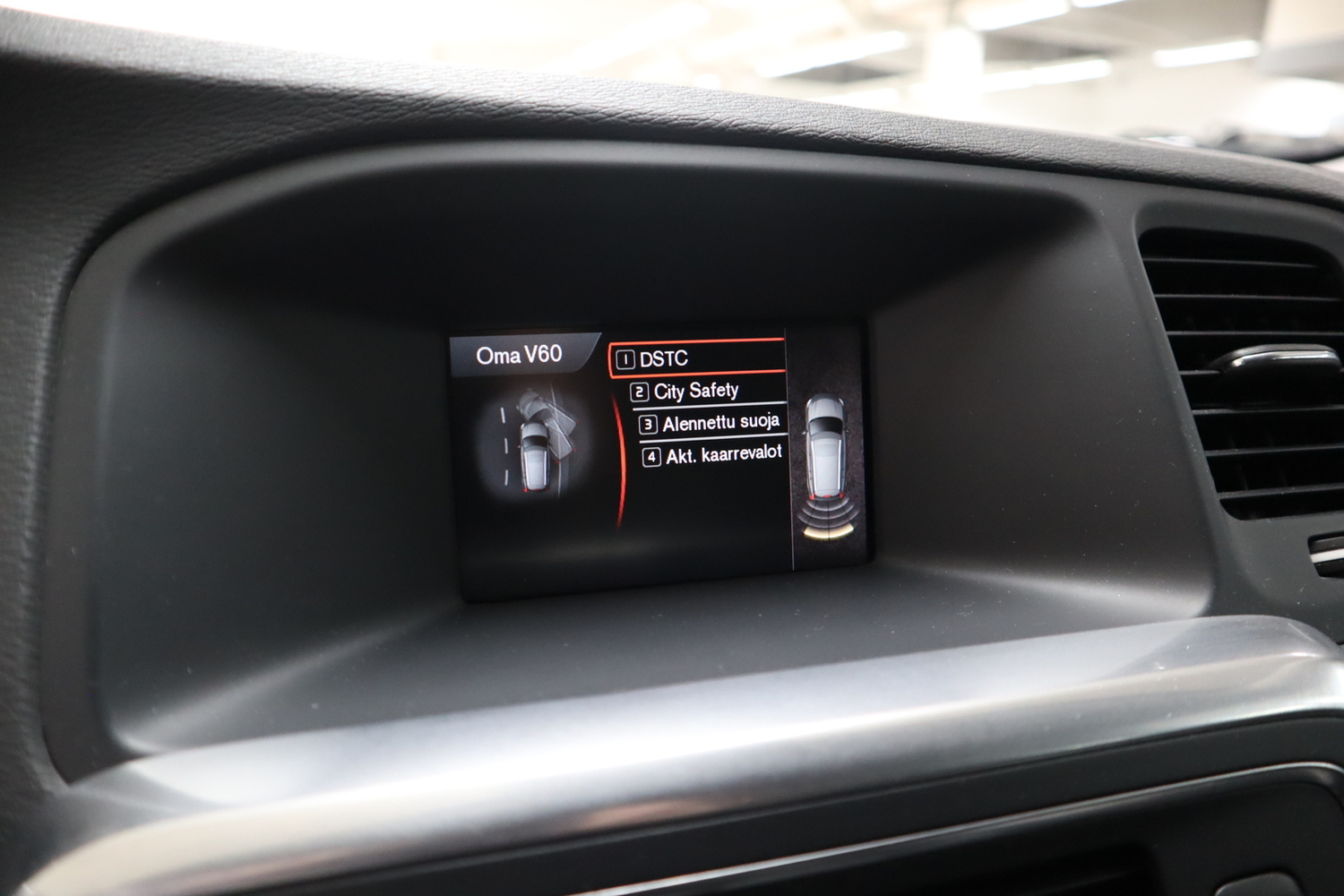Volvo V60 vaihtoauto