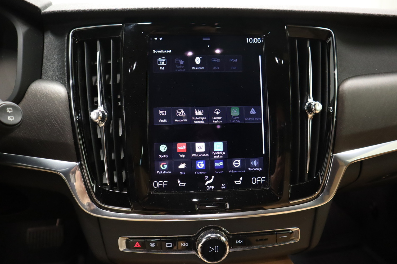 Volvo V90 Cross Country vaihtoauto