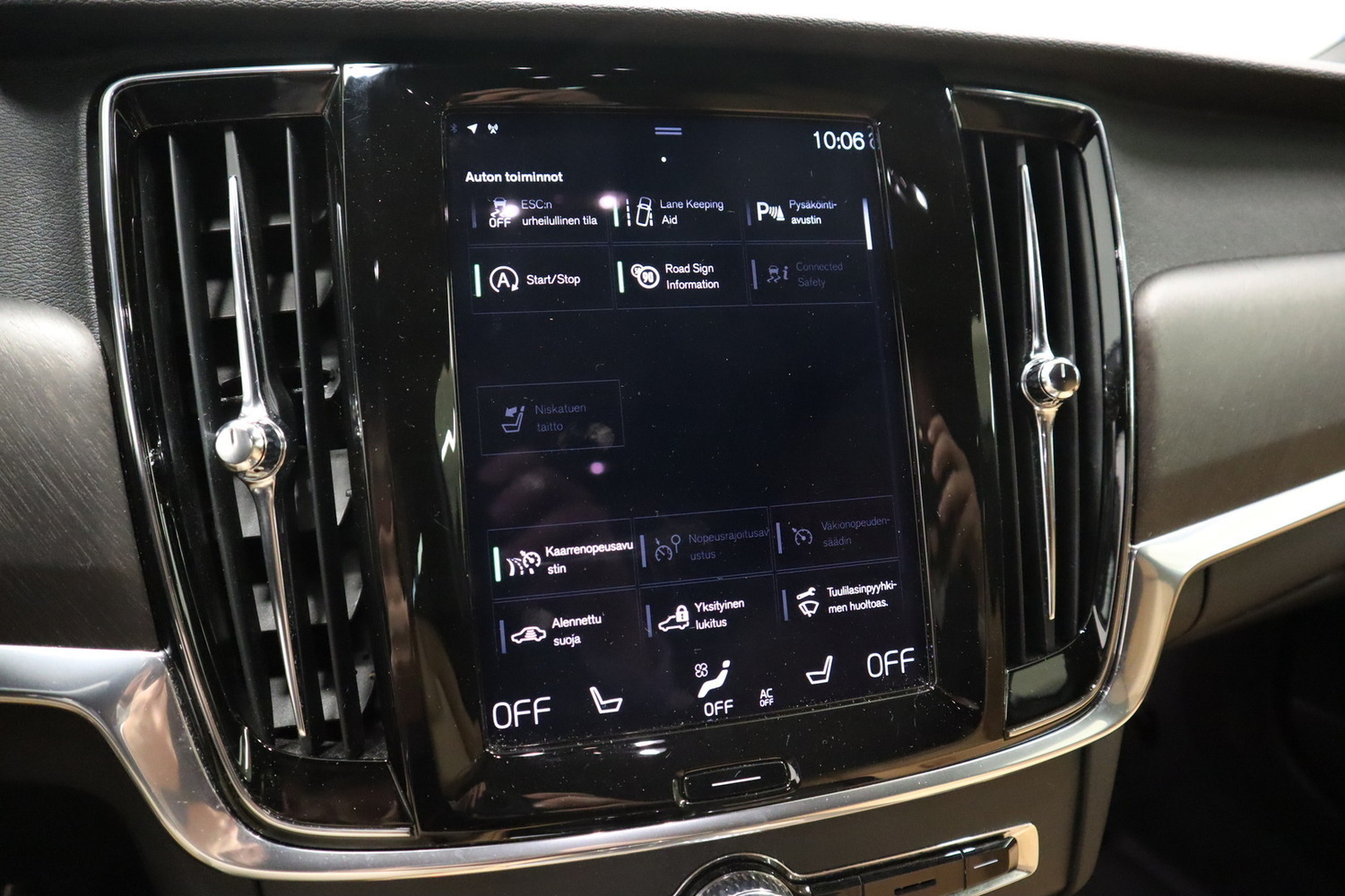Volvo V90 Cross Country vaihtoauto