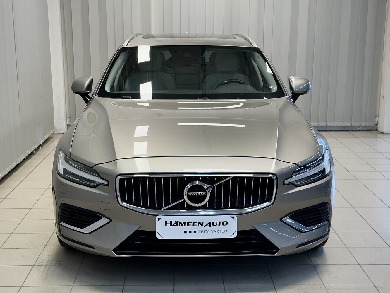 Volvo V60 vaihtoauto