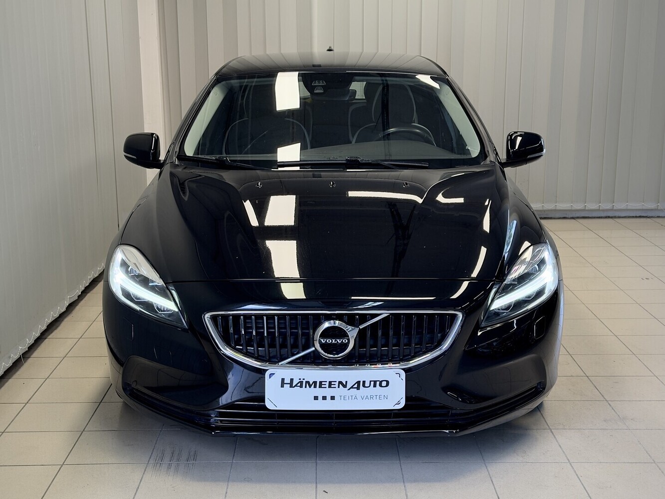 Volvo V40 vaihtoauto